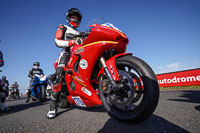 brands-hatch-photographs;brands-no-limits-trackday;cadwell-trackday-photographs;enduro-digital-images;event-digital-images;eventdigitalimages;no-limits-trackdays;peter-wileman-photography;racing-digital-images;trackday-digital-images;trackday-photos